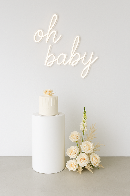 How to Style a Collapsible Plinth for Any Occasion