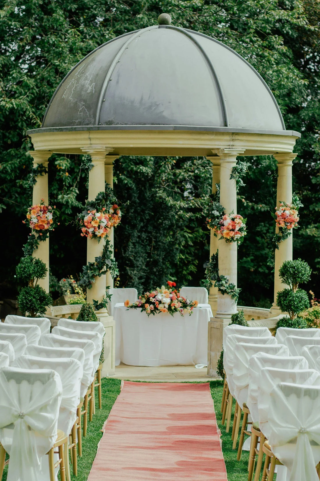 From DIY weddings to market strolls — here’s how clikt was born.