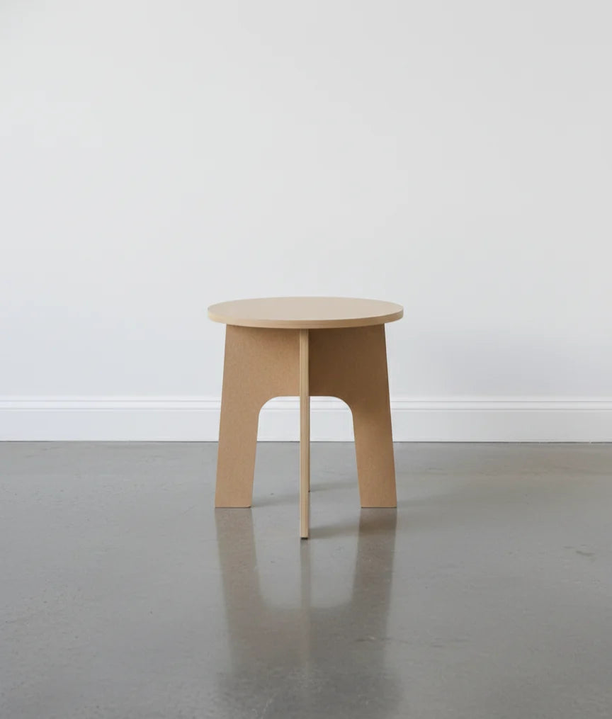 Collapsible Stool – Tool-Free Folding Seat
