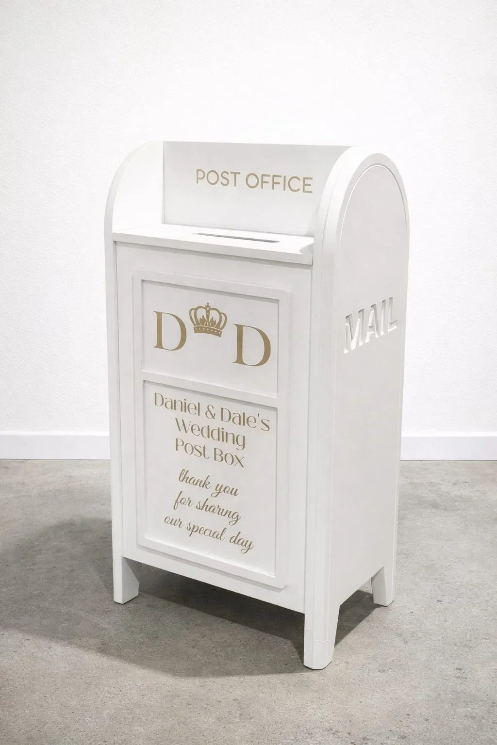 Collapsible Wishing Well – Mailbox Post Box