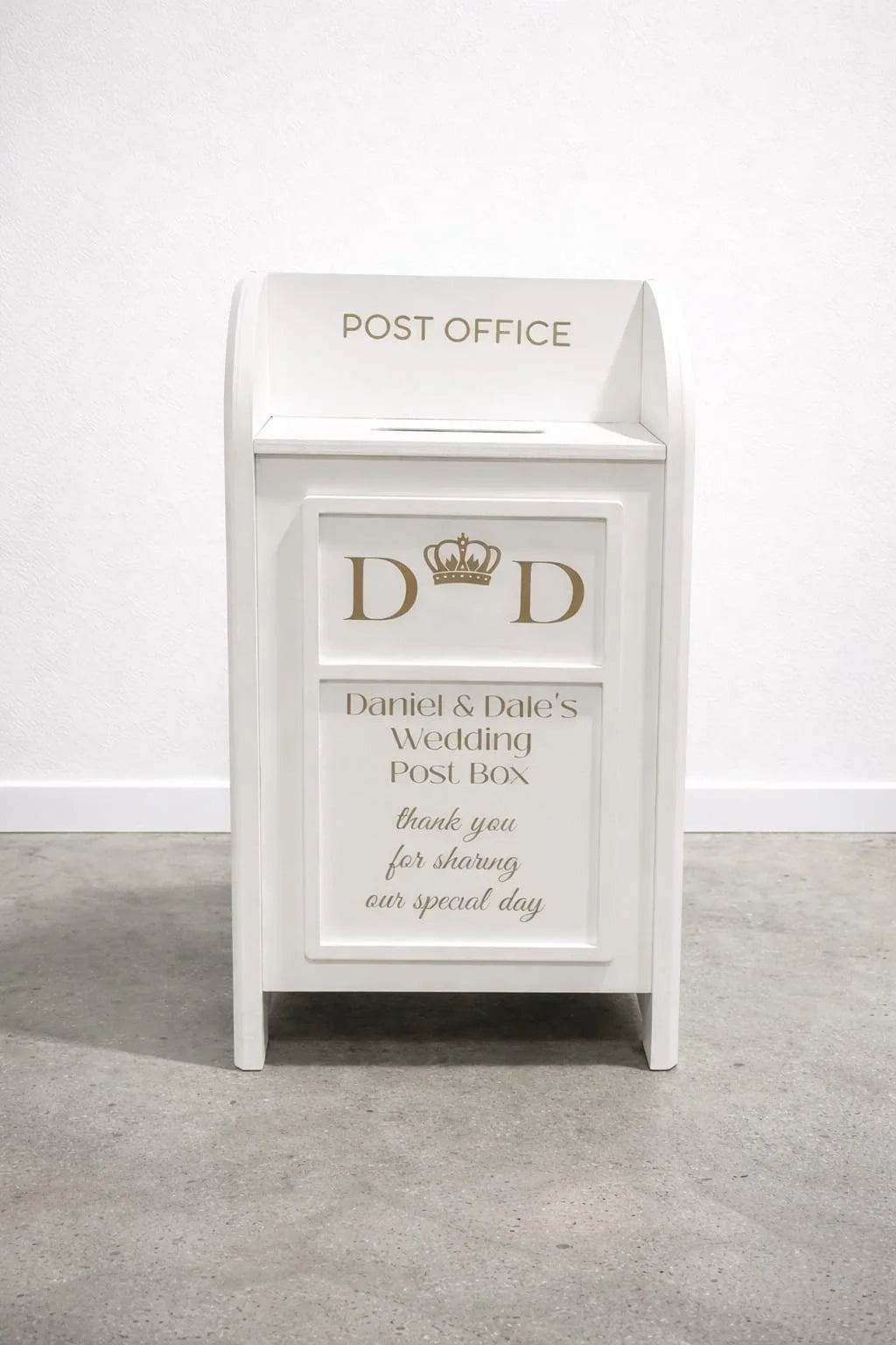 Collapsible Wishing Well – Mailbox Post Box